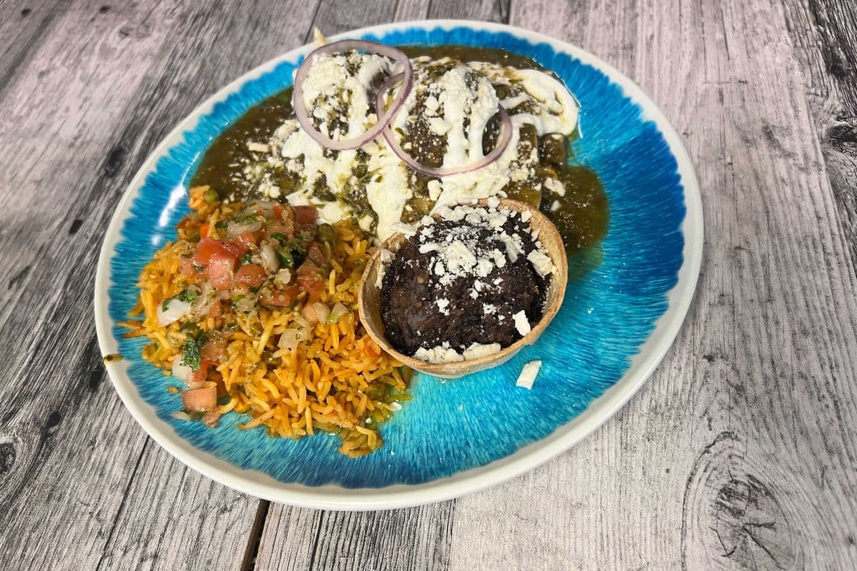 Rajas Con Crema Enchiladas