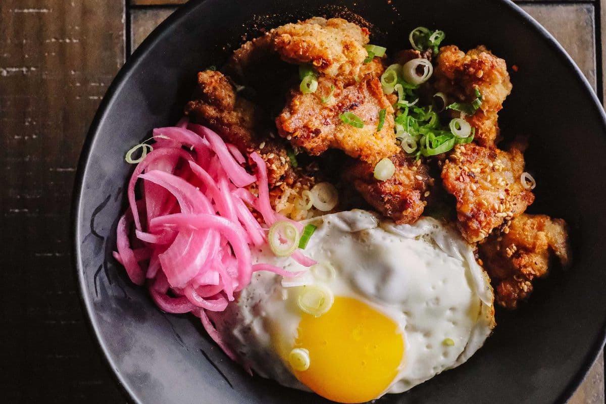 Red Chili Oil Chicken Rice Bowl