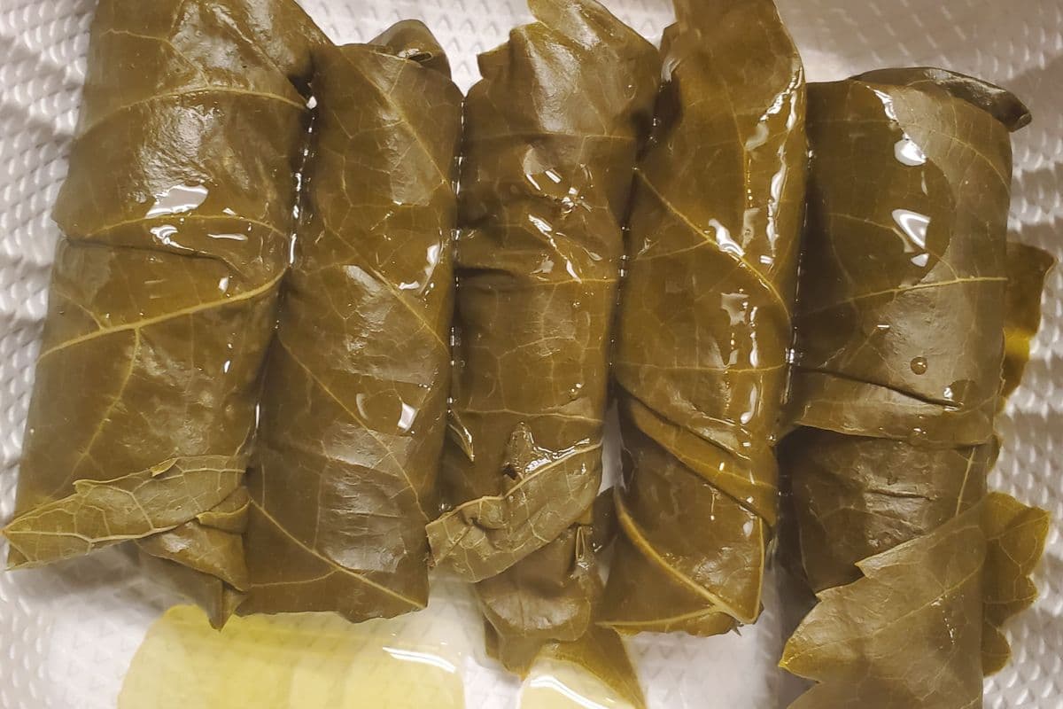 Dolma/ Stuffed Vine Leaves (5 pcs)