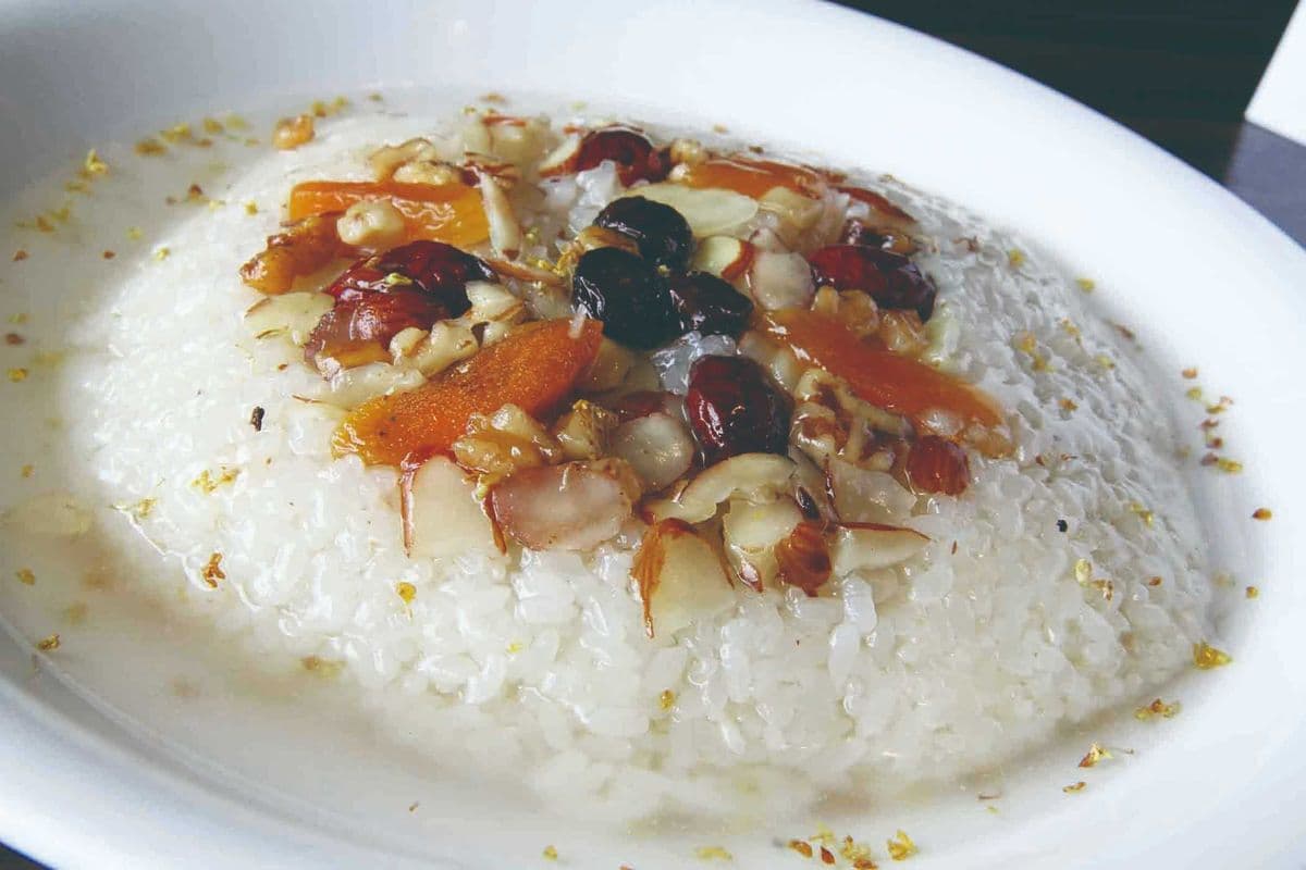 Red Bean Paste Glutinous Rice with Assorted Nuts 八寶飯