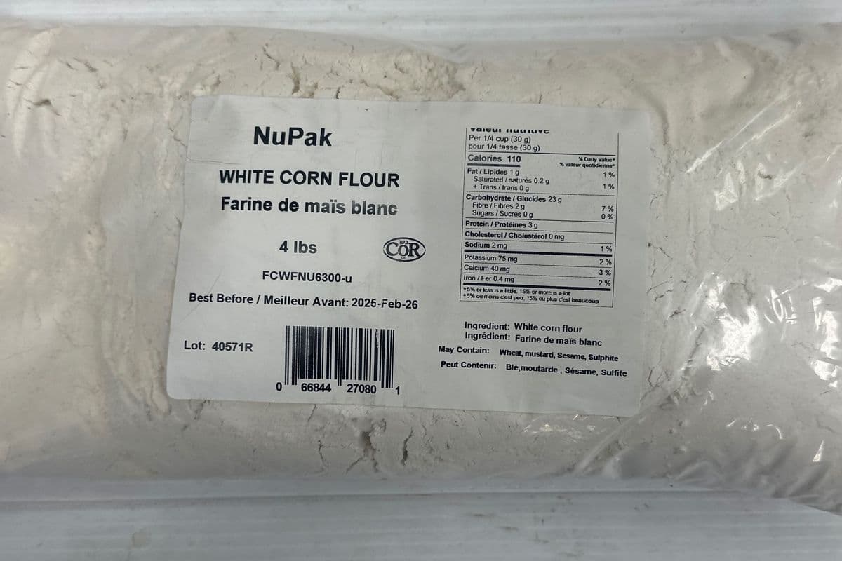 Nupak White Corn Flour (4 lbs)