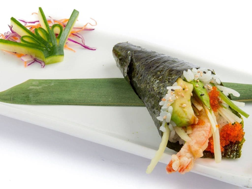 H07 Dynamite Hand Roll