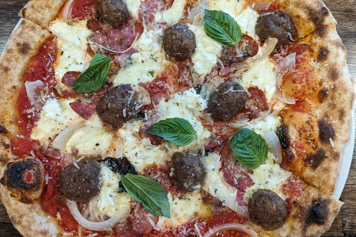 Pizza con Polpette (Meatballs Pizza, Coppa, Ricotta Cheese) (12 inches )