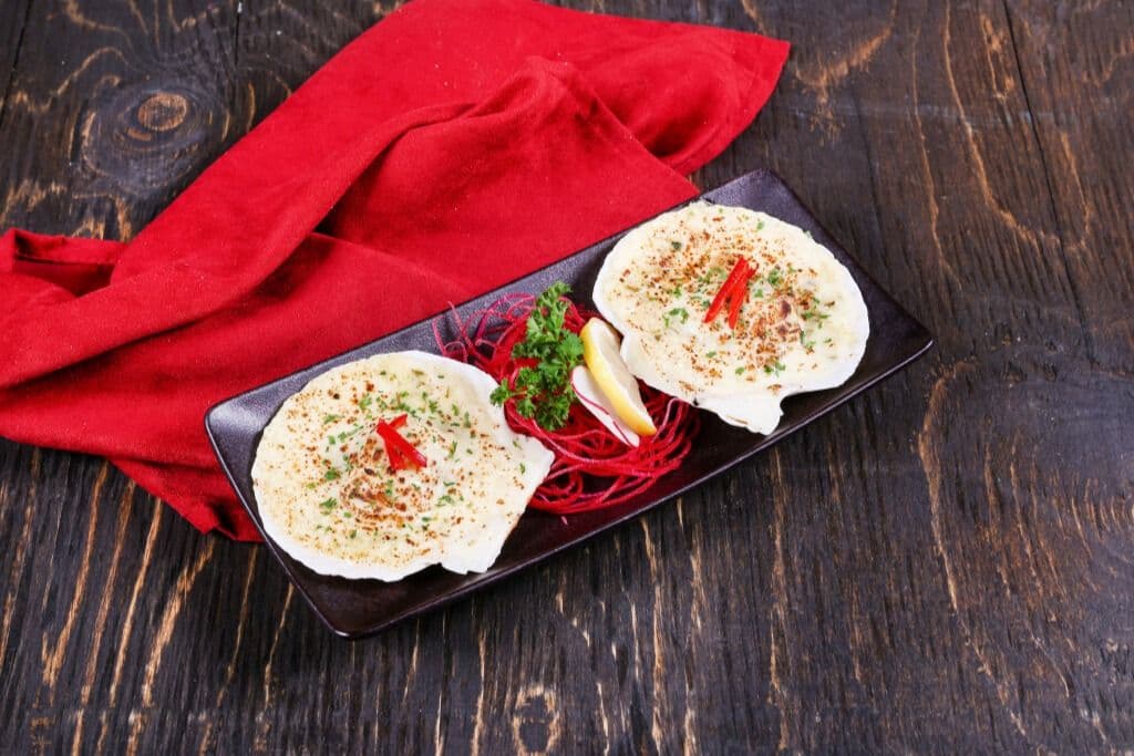 가리비치즈구이 / (2 Pc) Grilled Cheese Scallop
