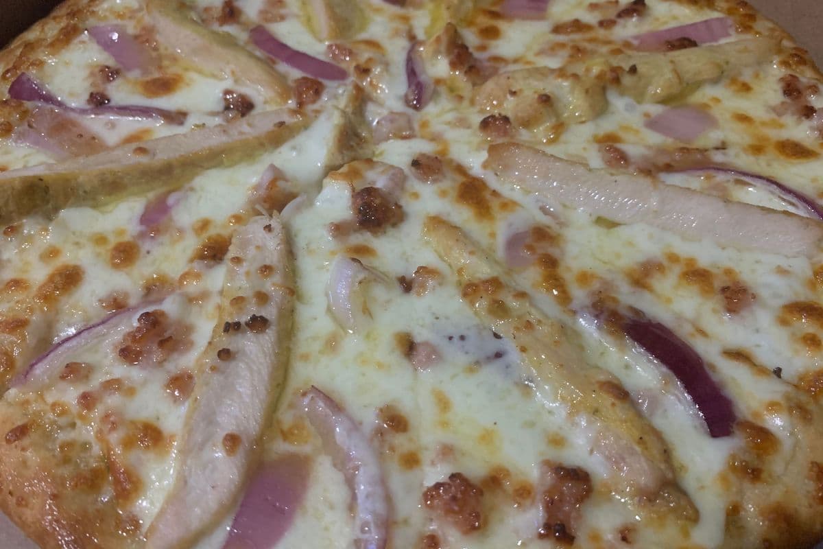 Large Chicken Club Pizza