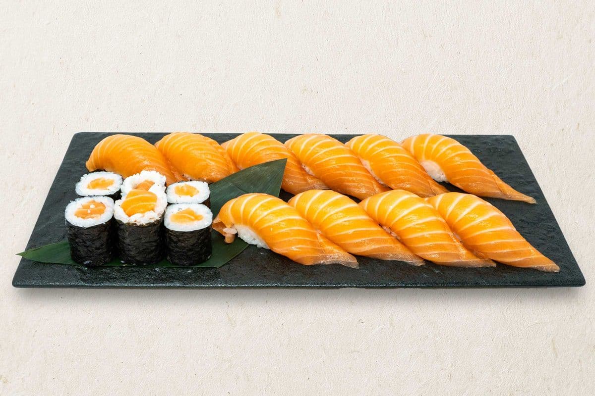 Salmon Lover Combo (16pcs)