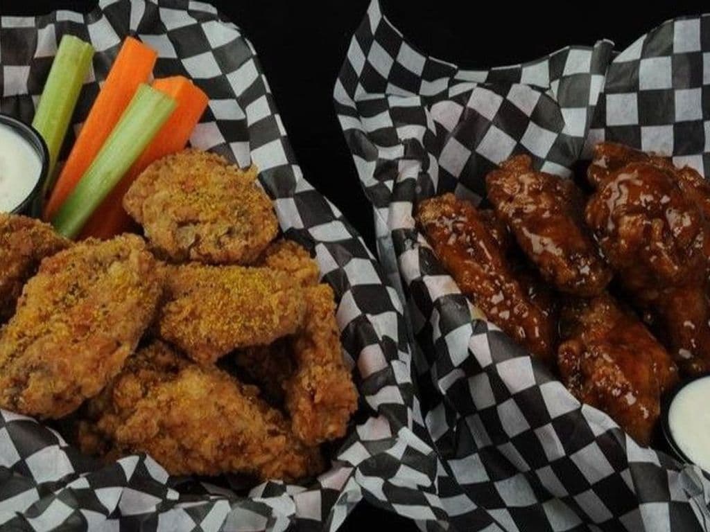 Wings (2lbs)