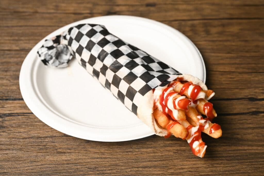 Sandwich frites roulés pita / Pita Wrap Fries Sandwich