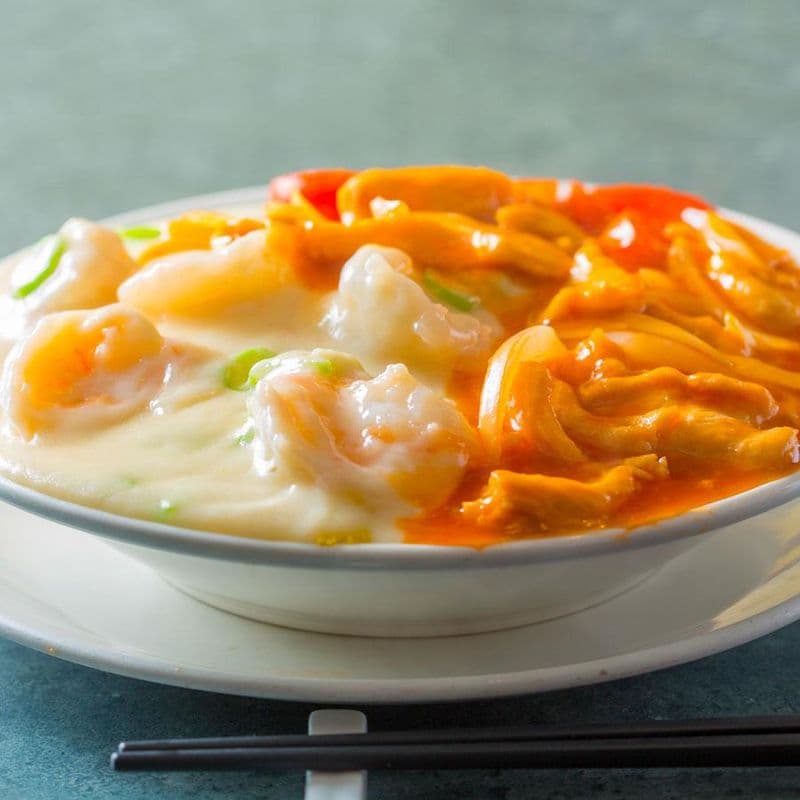 Honey Moon Fried Rice (topped with 2 kinds of sauce) 鴛鴦炒飯