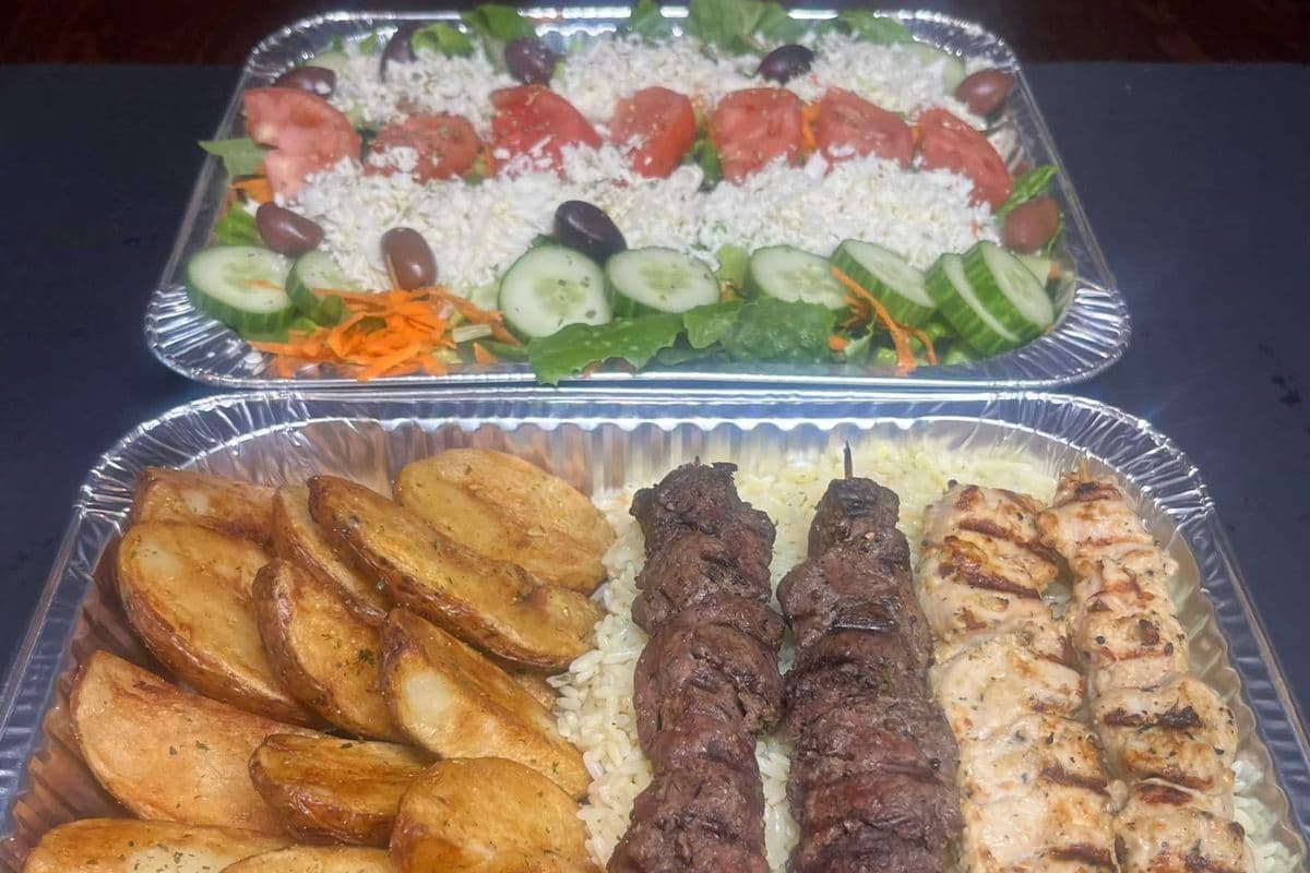 Deluxe Family Platter (4 Skewers)