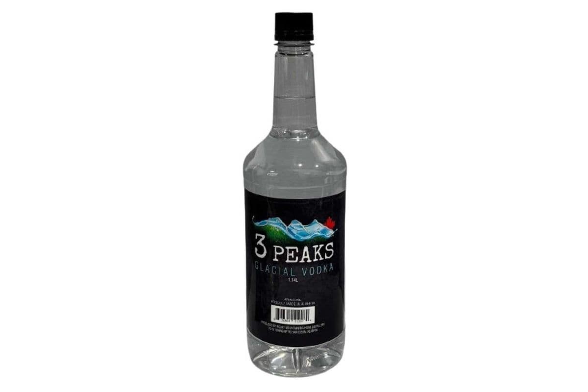 3 Peaks Vodka (40 oz) Local (1 x 1140 mL)