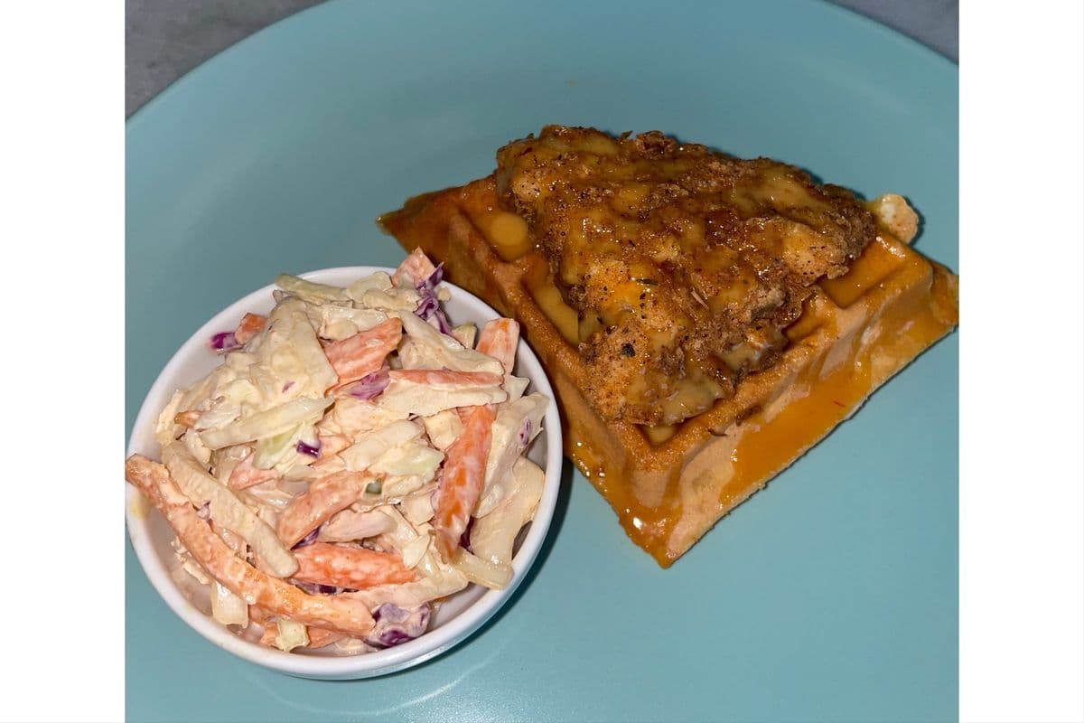 Mini Chick'n Waffle Plate