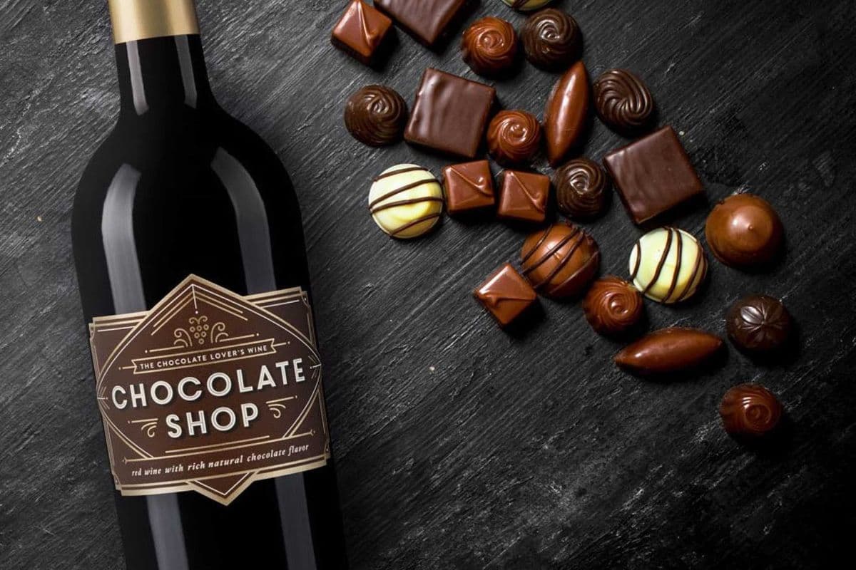 Chocolate Shop - The Chocolate Lover's Wine (750 ml) USA (1 x 750 mL)
