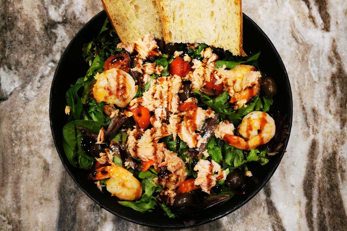 La Mediterranean Salad