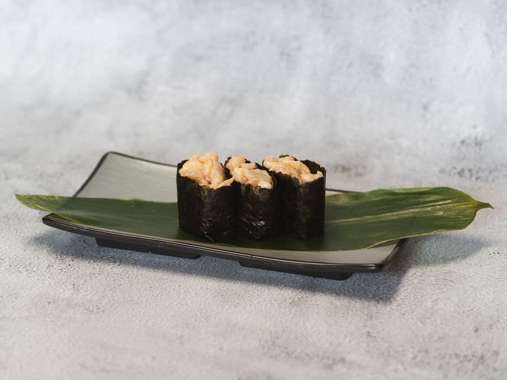SU21 Spicy Scallop Sushi (3pcs)