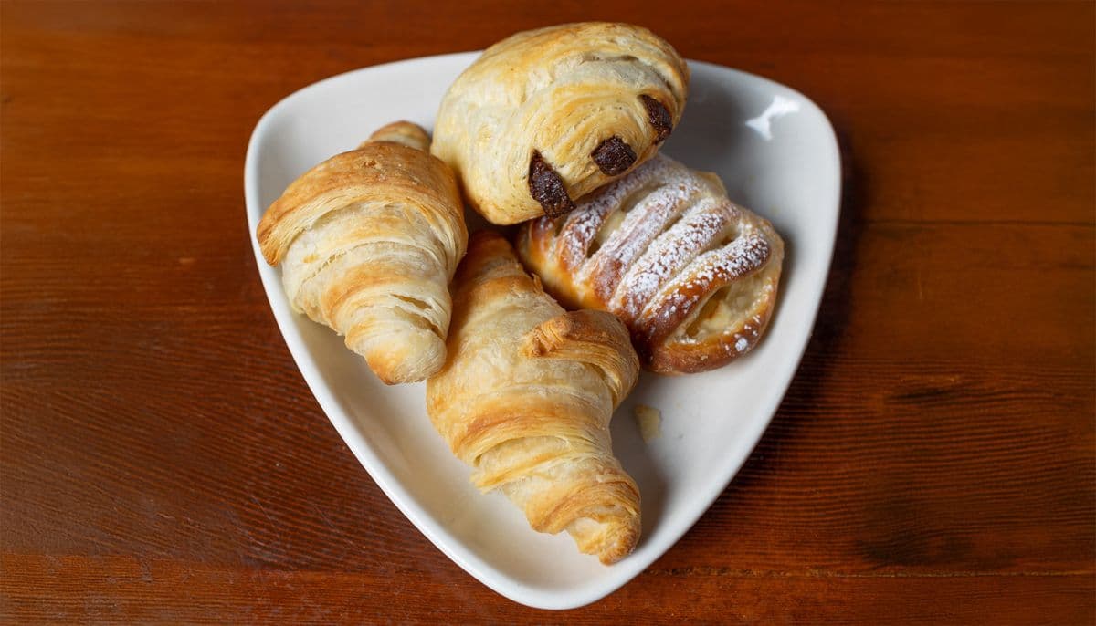 4 Mixed Pastries