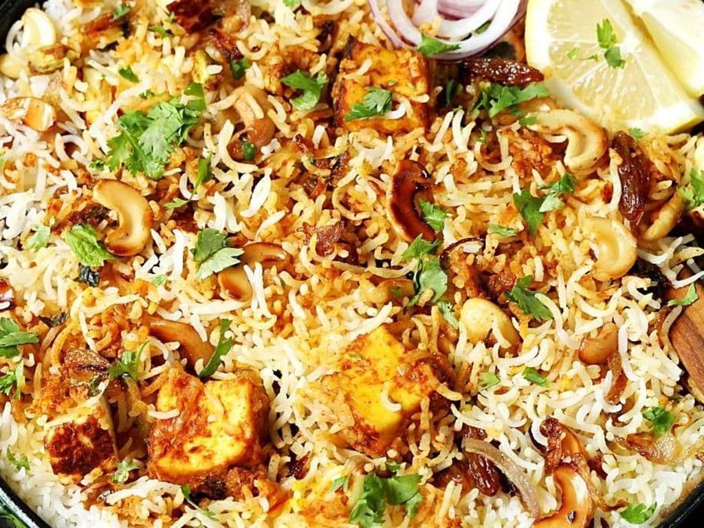 Mughlai Paneer Biryani Bucket