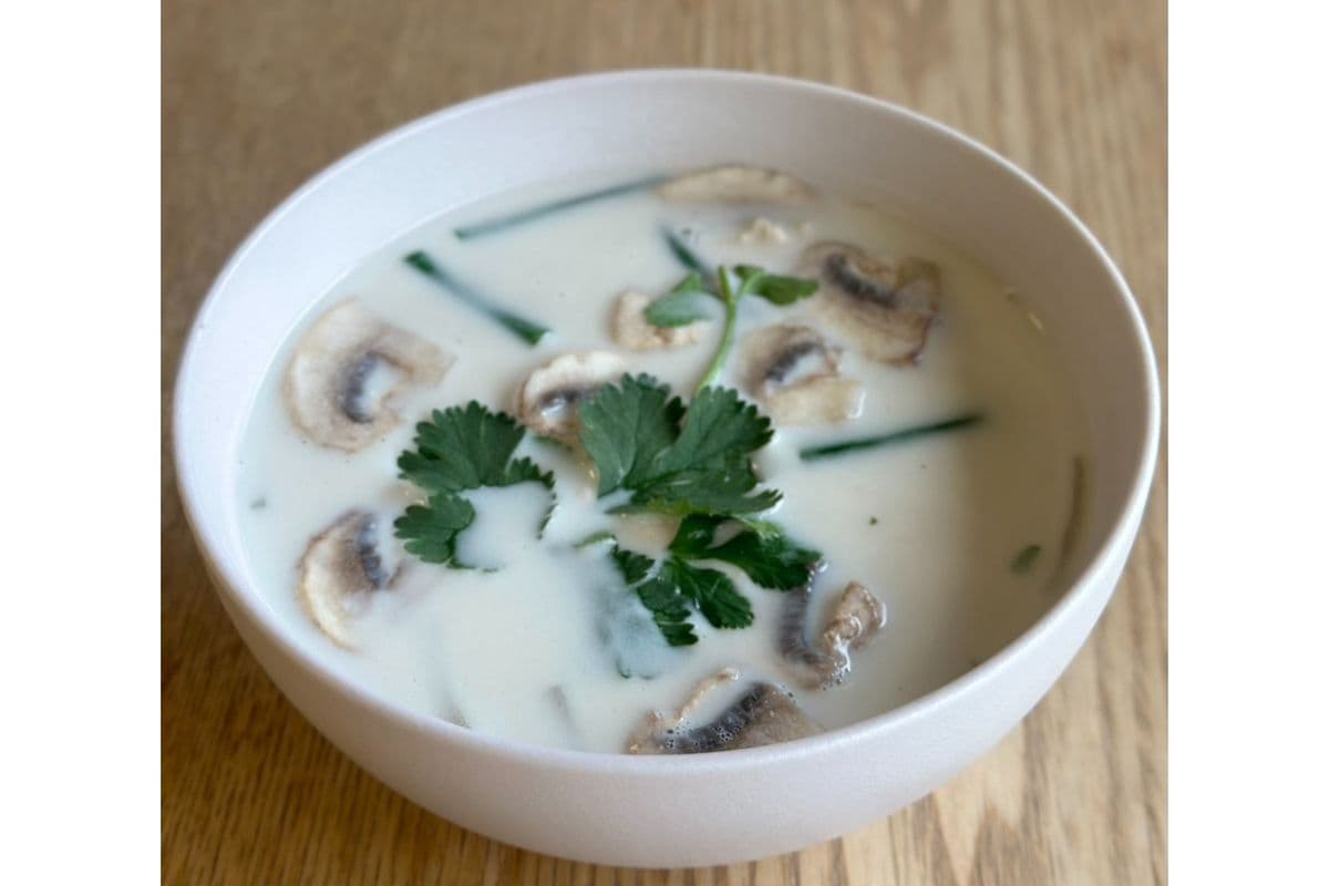 Tom Kha (Coconut Milk Soup)
