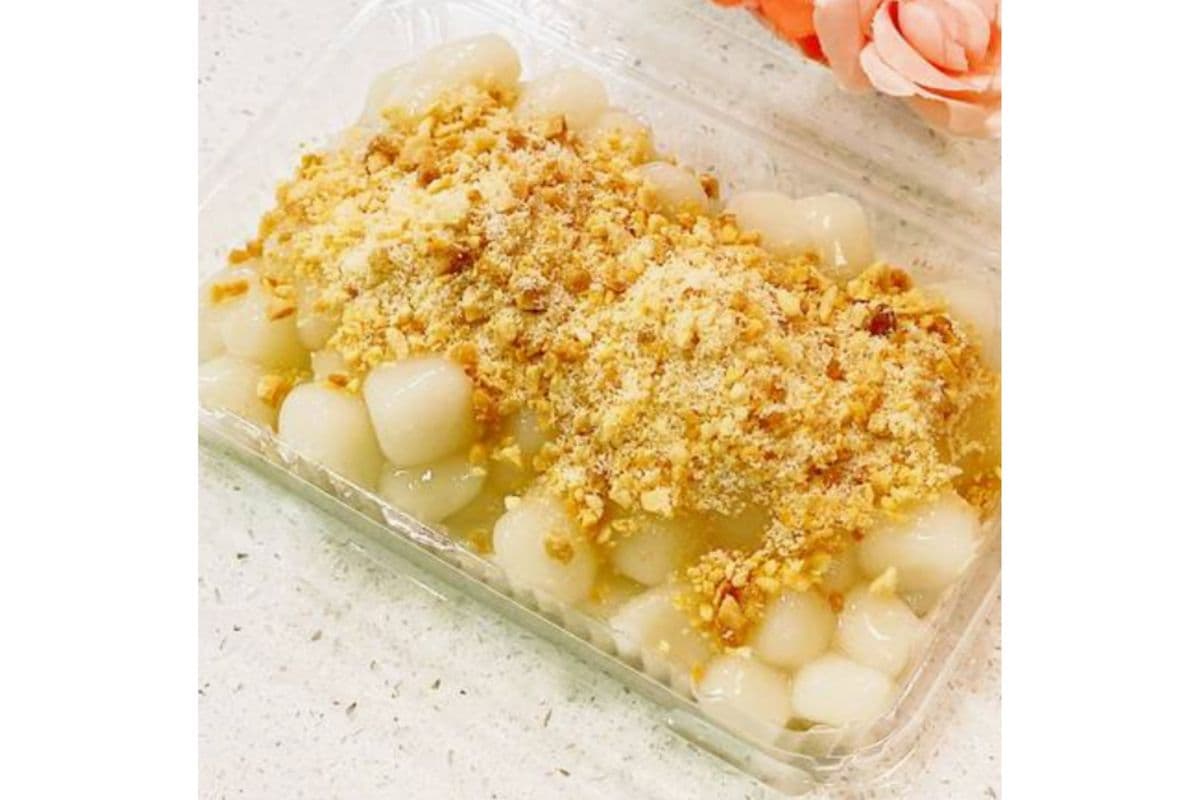 F11. Rice Ball with Sweet Peanut Powder 糖不甩