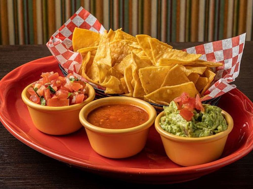 Tres Amigos Platter