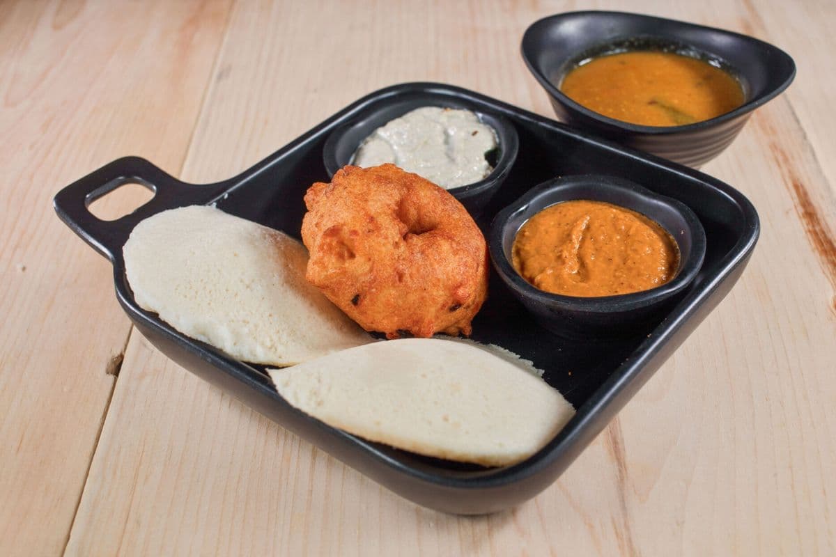 Idly Vada Combo