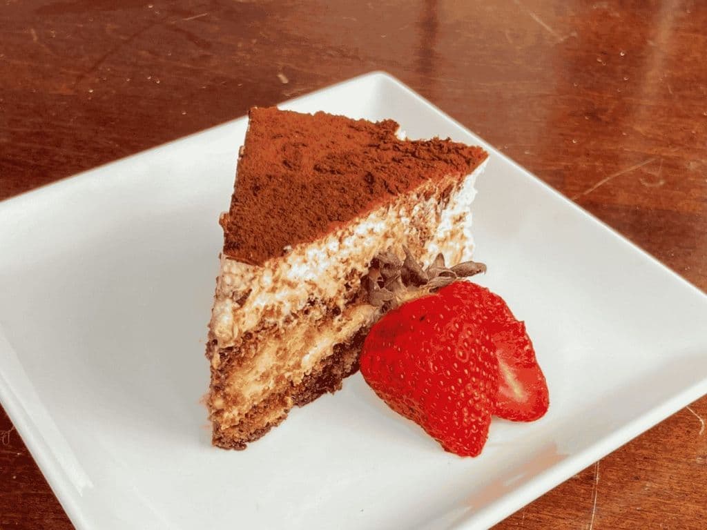 Tiramisu Cake
