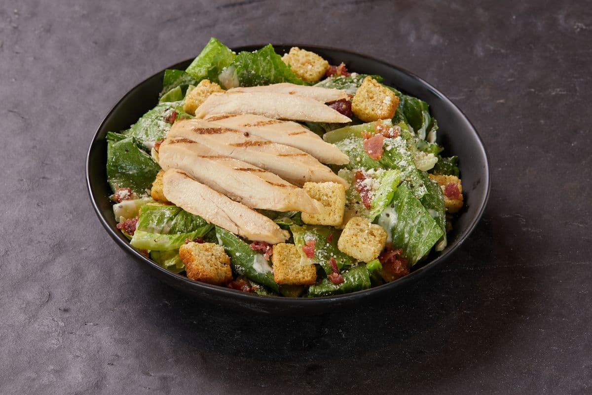 CHICKEN CAESAR SALAD
