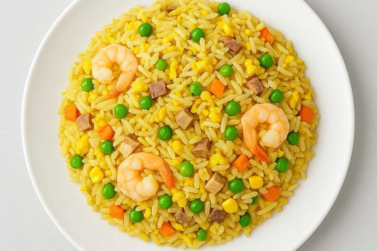 R1. House Special Fried Rice (Spicy) - 蜀莊炒飯(辣)