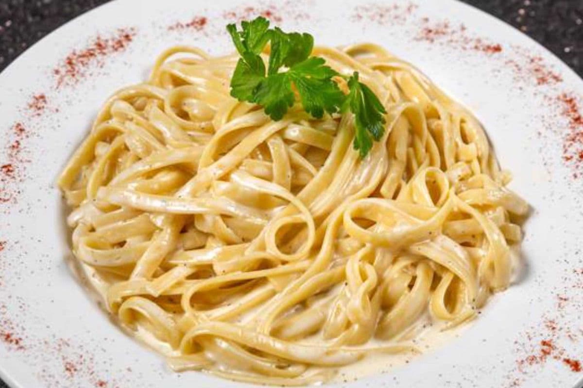 Fettuccini Alfredo
