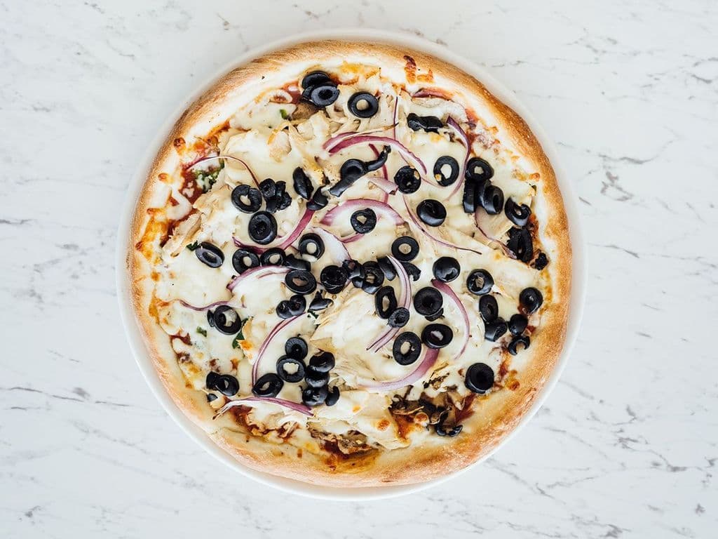 *NOUVEAU* PIZZA 10'' Poulet. *NEW* 10" Chicken Pizza