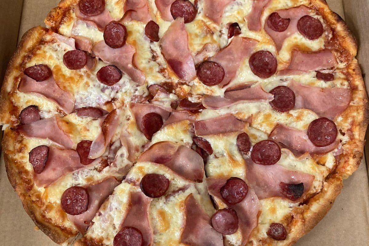 8" Small Meat Likers Pizza