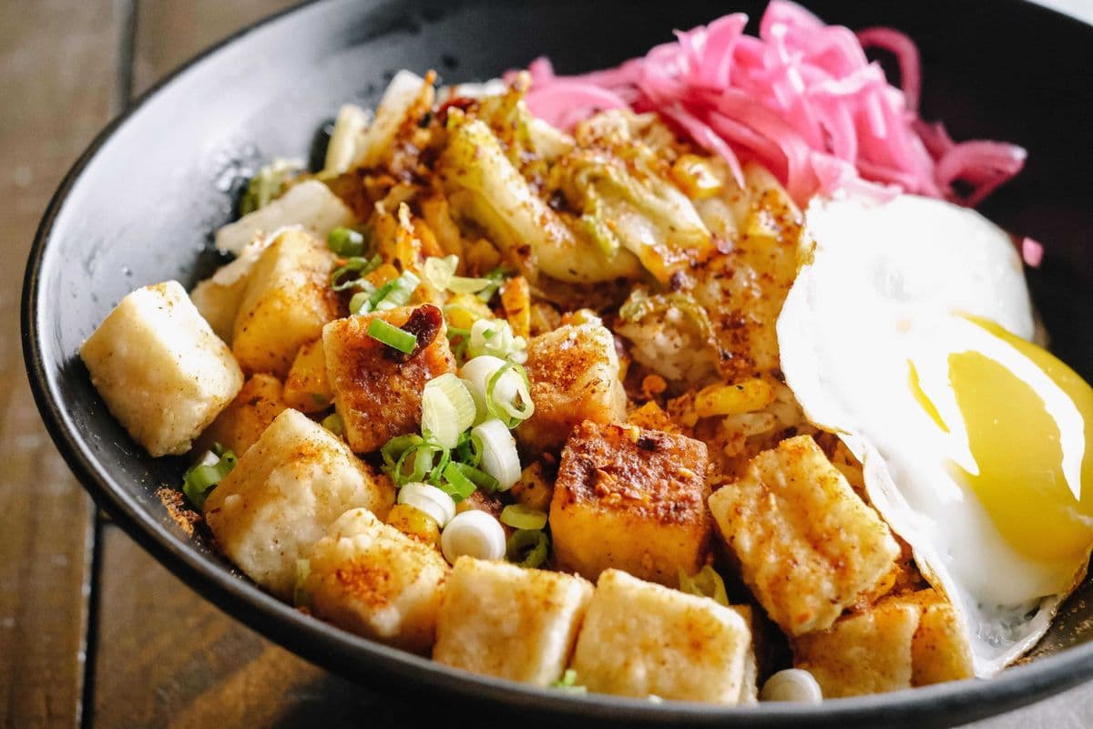 Red Chili Oil Tofu Rice Bowl