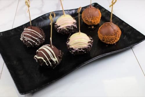 3 Pcs Cake Pops