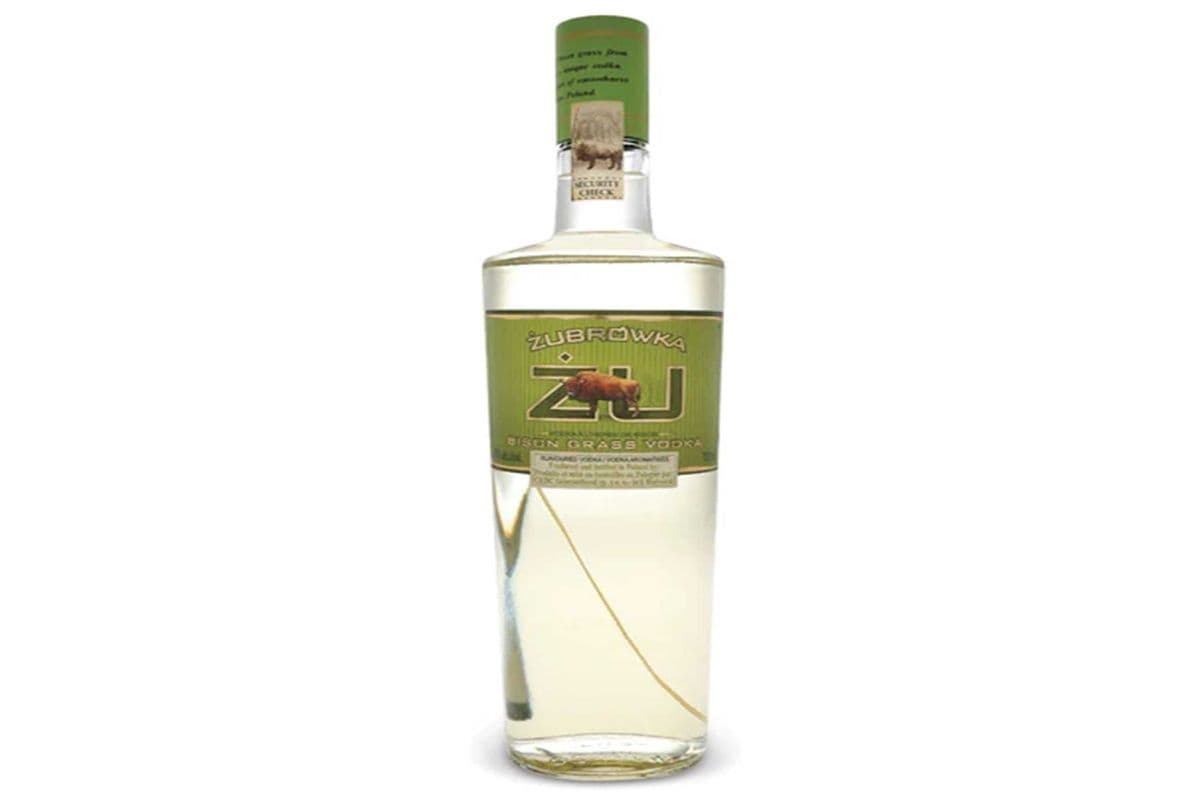 ZUBROWKA BISON GRASS VODKA 750 ML (1 x 750 ML)