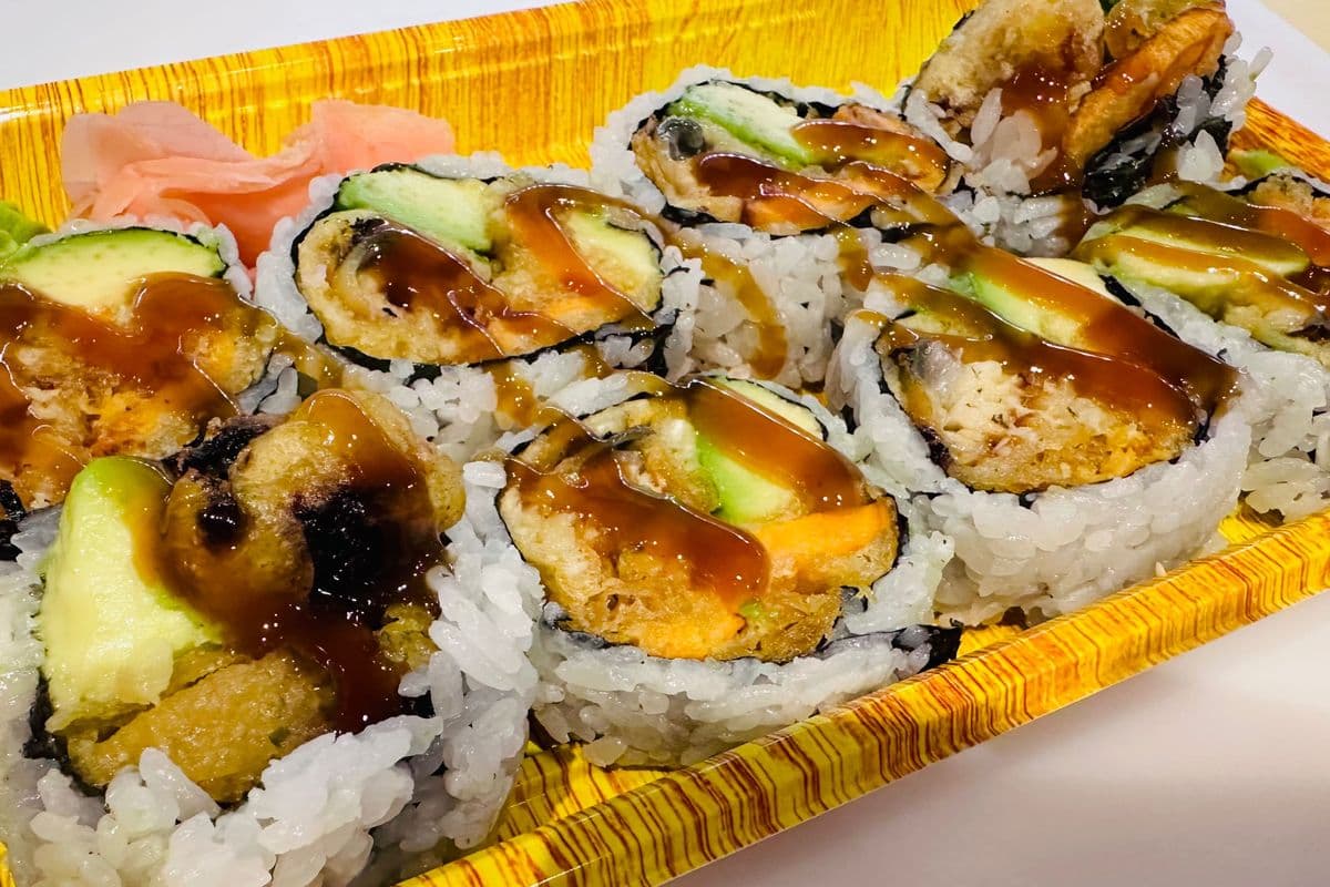 I24. Deep-Fried Eel Roll