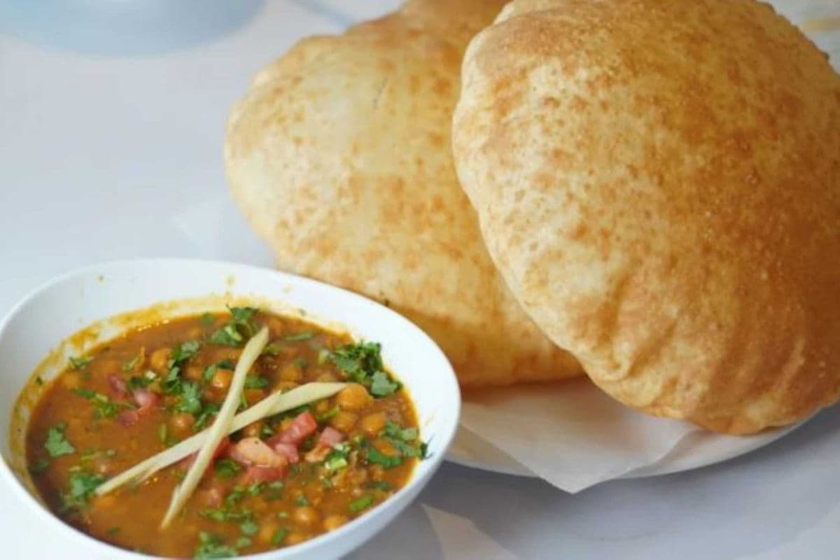 Chana Bhatura