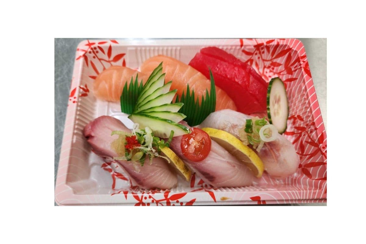 Chef Choice Sushi (6pcs)