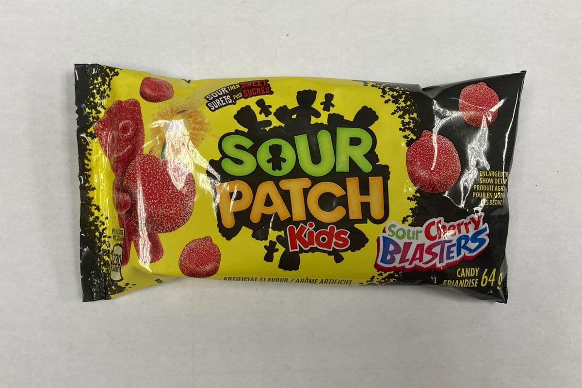 Sour Patch Kids Sour Cherry Blasters (64g) (230 Cal)