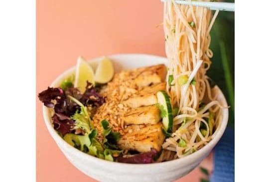 Salade Pad Pho Tofu