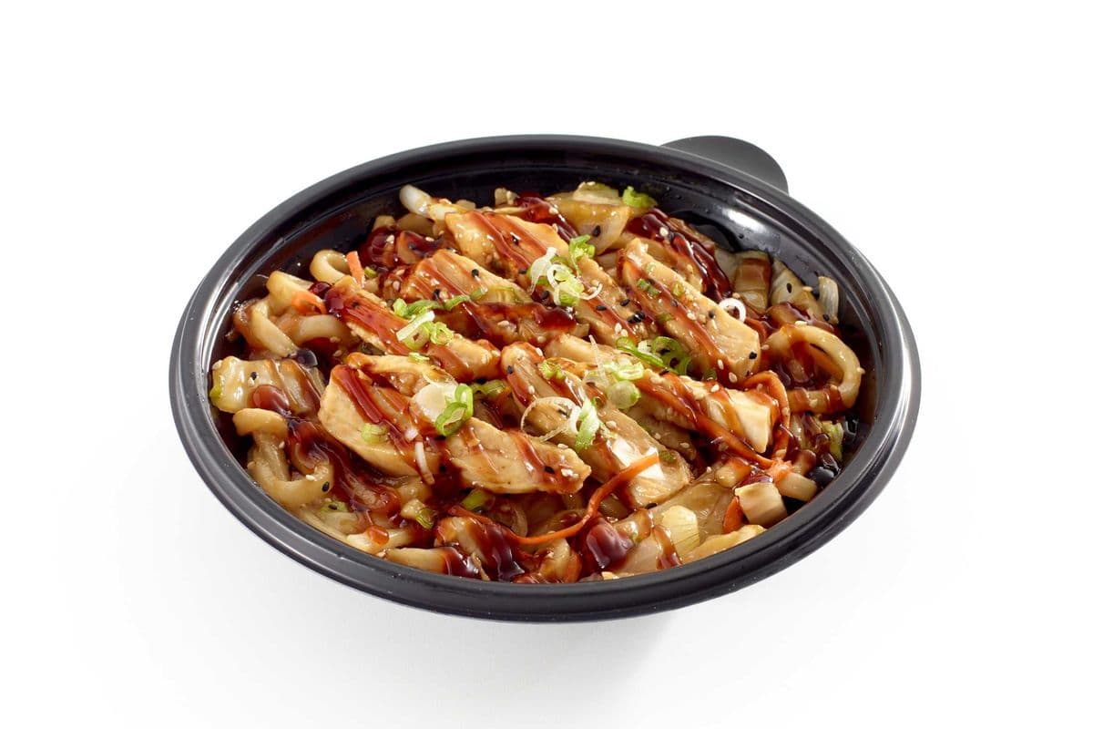 Grilled Chicken Stir-Fried Yaki Udon Bowl