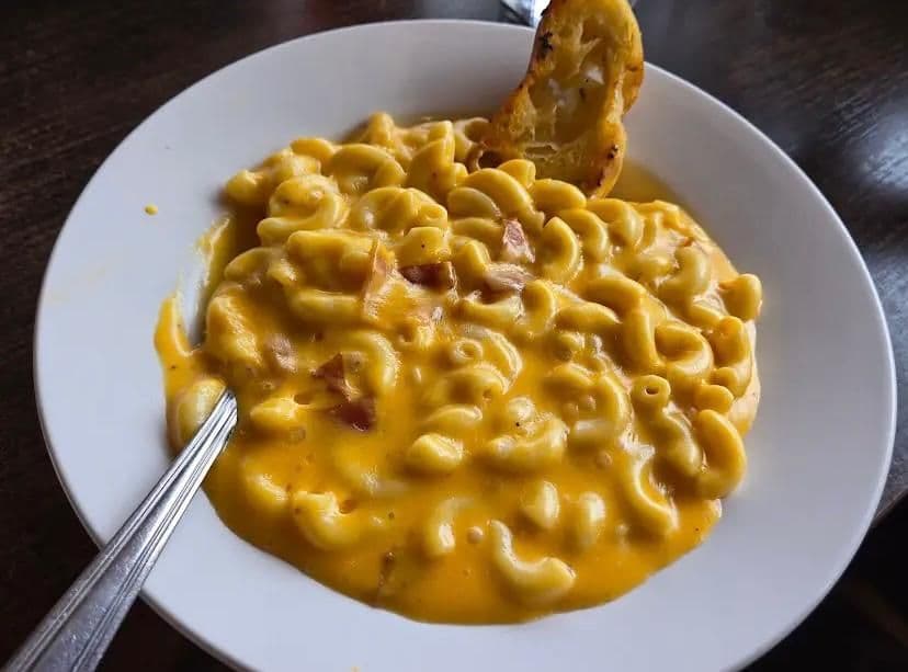 Kid's Bacon Mac N Cheese