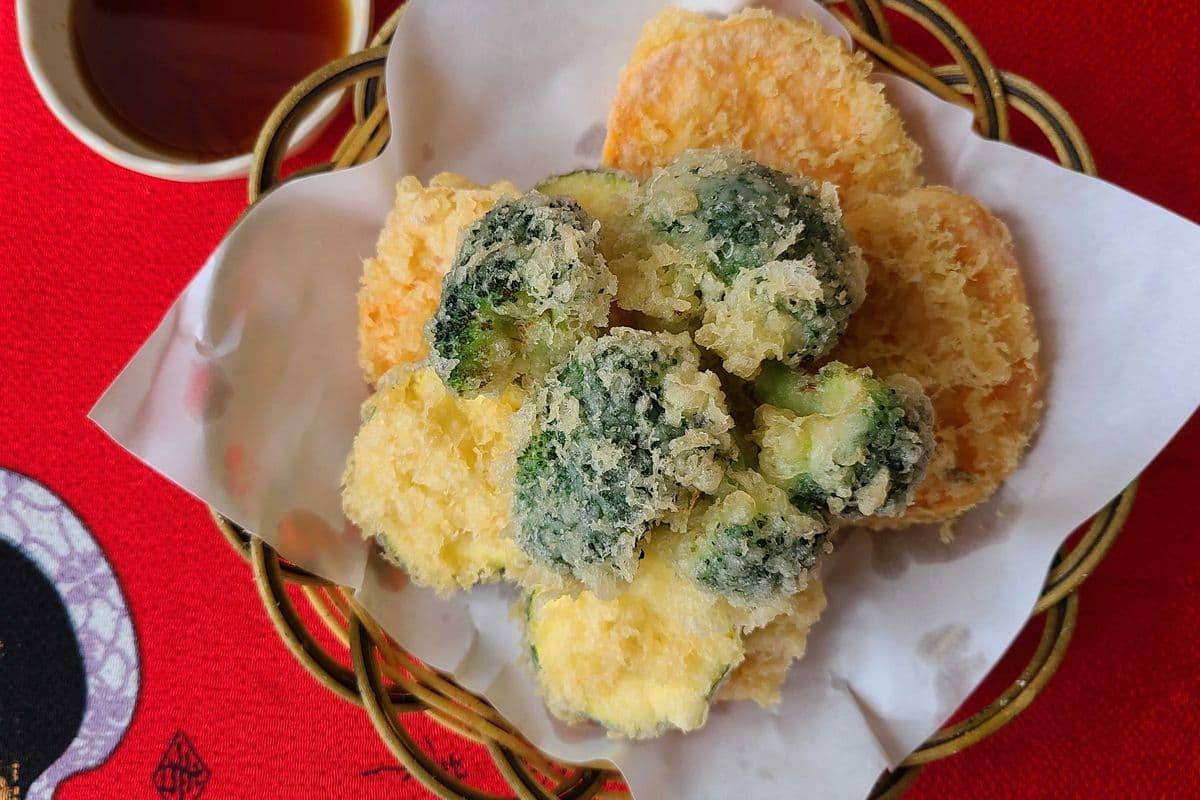 Vegetable Tempura Appetizers (12 pcs)