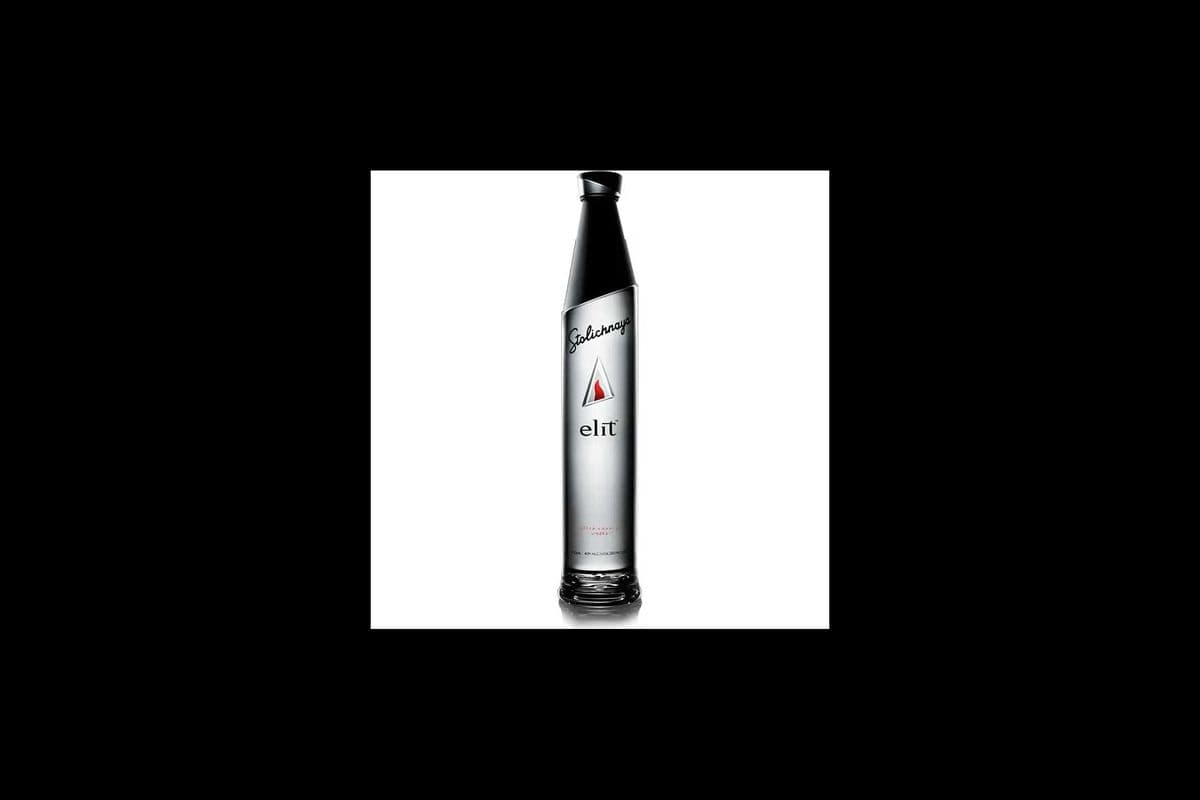 Stolichnaya Elit (750 ml Bottle) (1 x 750ml)