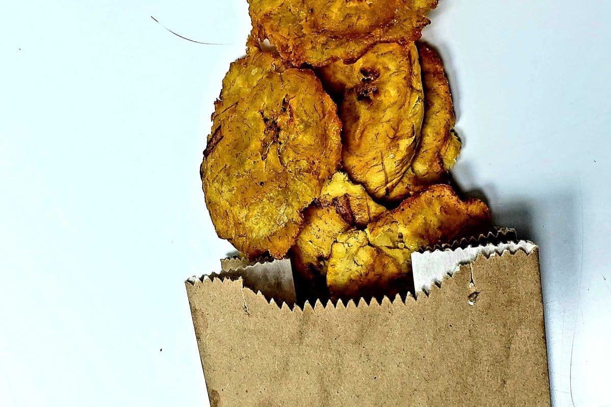Bananes pesées / Fried plantains / Tostones