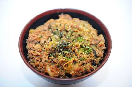 D1. Donburi Gyuu Don / 吉味家招牌牛肉饭