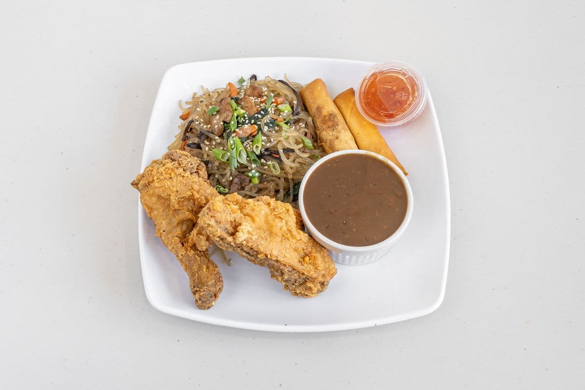 CJ3 - Japchae (Two Chicken et deux rouleaux ) / Japchae (Deux Poulet et two rolls )