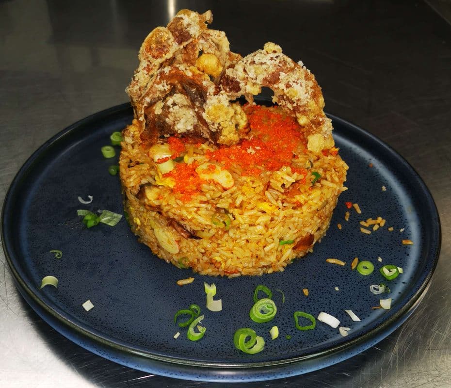 R2. Spicy Soft-Shell Crab Fried Rice 香辣软壳蟹炒饭