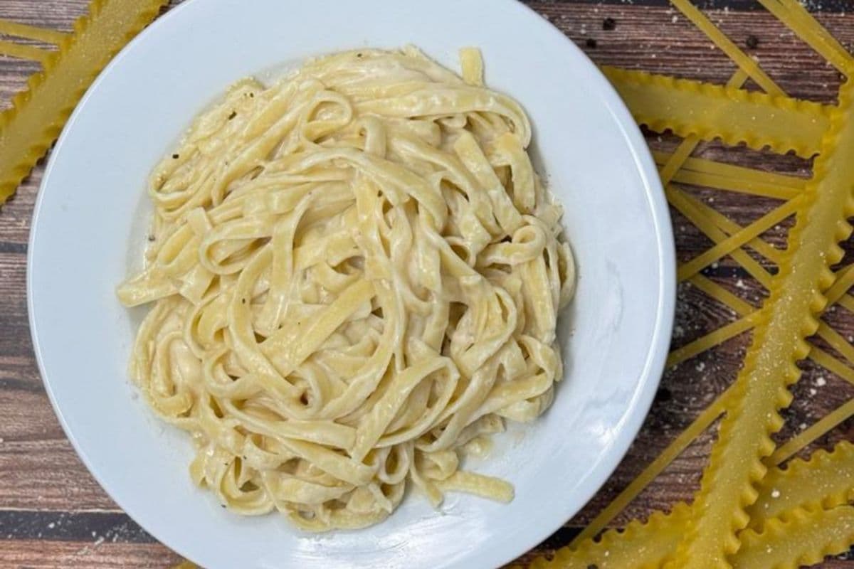 Fettuccine Alfredo