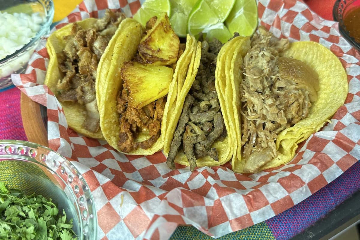 Chorizo con Queso Taco