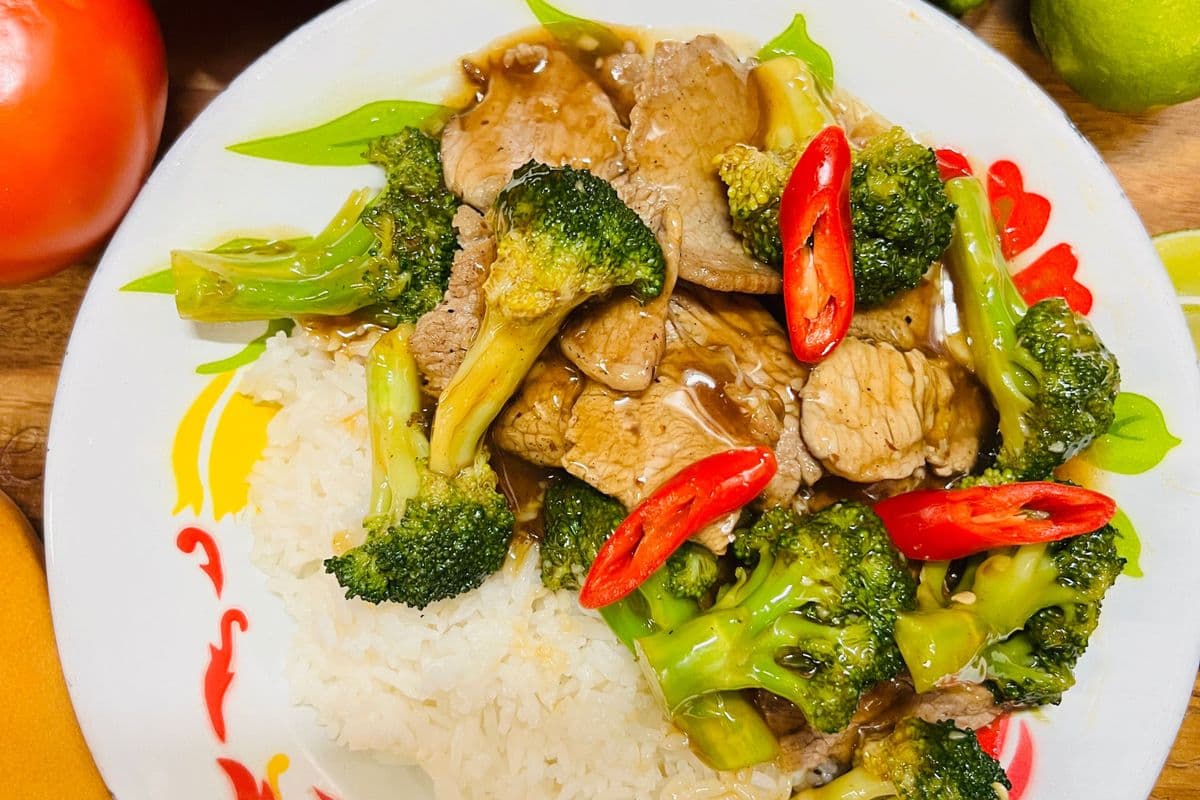 Beef Oyster Sauce with Broccoli